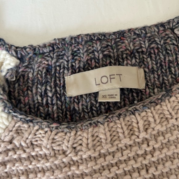 LOFT Color Block Sweater w Flared Sleeves - XS - Picture 2 of 3
